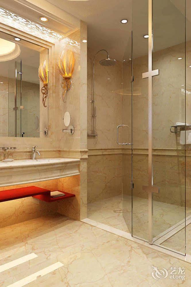 Qianjin Hotel - Чанчунь Экстерьер фото